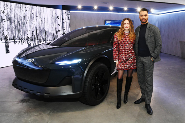 Photos: Audi Celebrates FIS Ski World Cup with Regé-Jean Page and Zoey Deutch Image
