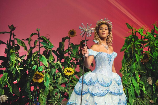 Photos: First Look at Alexia Khadime, Lucy St. Louis, and More in WICKED Image