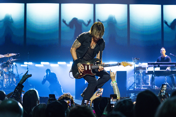 Photos: Keith Urban Electrifies Packed House at Grand Opening of New Las Vegas Residency 