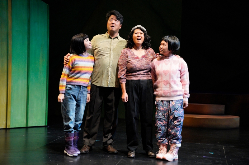 Review: THE SONG POET at Minnesota Opera Image