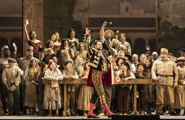 Photos: First Look at CARMEN at Lyric Opera of Chicago Image