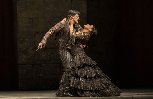 Photos: First Look at CARMEN at Lyric Opera of Chicago Image