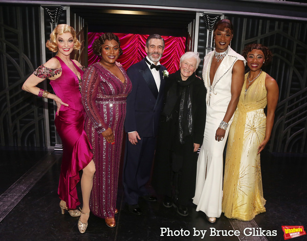Photos: Glenn Close Visits SOME LIKE IT HOT Image
