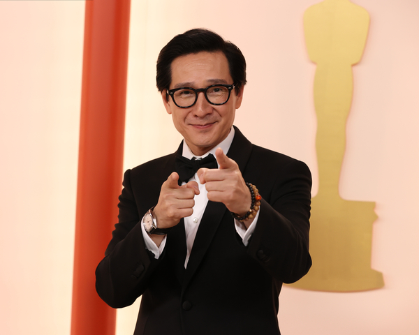 Photos: Stephanie Hsu, Ariana DeBose & More Walk the Oscars Red Carpet  Image