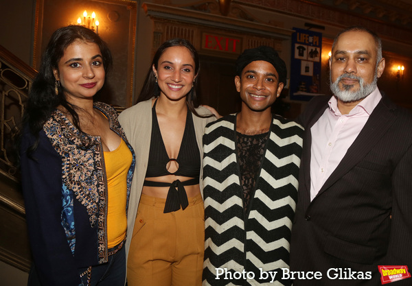 Photos: The Company of LIFE OF PI Meets the Press! Image