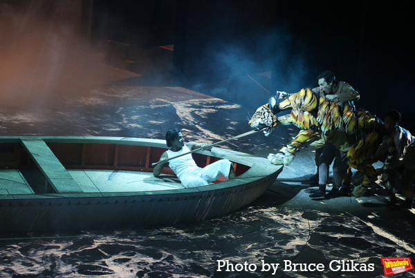 Photos: The Company of LIFE OF PI Meets the Press! Image