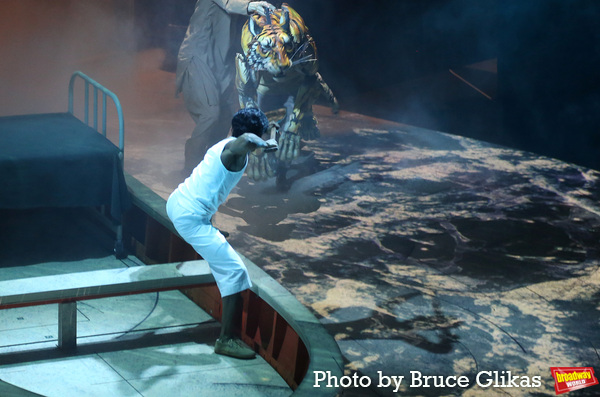 Photos: The Company of LIFE OF PI Meets the Press! Image