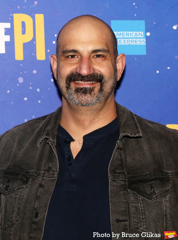Photos: The Company of LIFE OF PI Meets the Press! Image