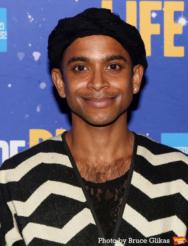 Photos: The Company of LIFE OF PI Meets the Press! Image