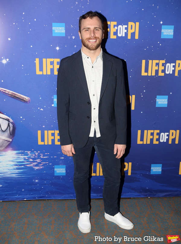 Photos: The Company of LIFE OF PI Meets the Press! Image