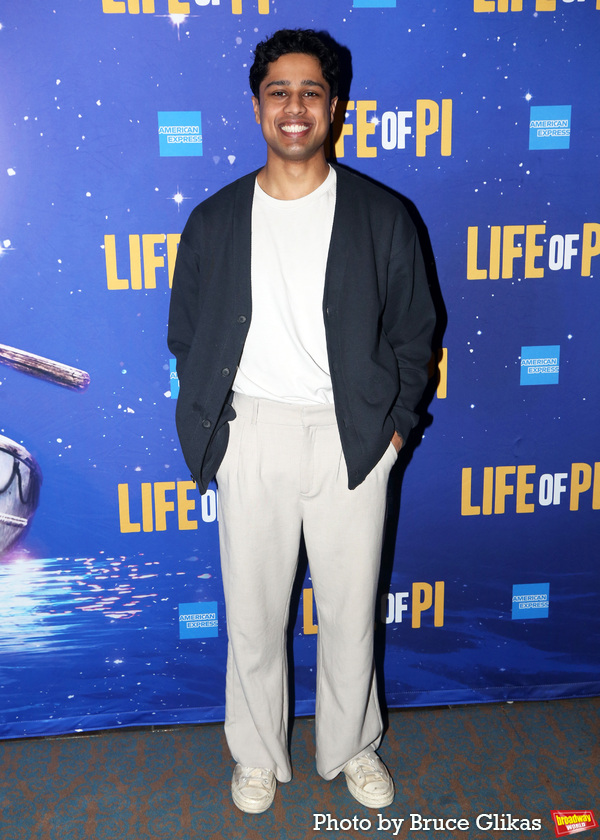Photos: The Company of LIFE OF PI Meets the Press! Image