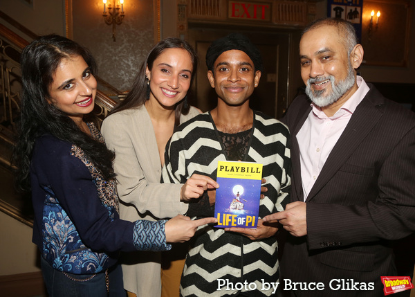 Photos: The Company of LIFE OF PI Meets the Press! Image