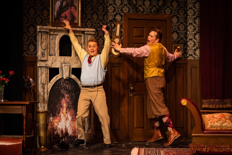 Review: THE PLAY THAT GOES WRONG at Theatre Memphis 