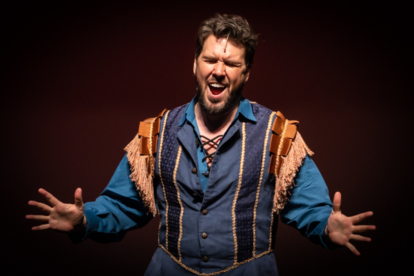 Photos: First look at Gallery Players' SOMETHING ROTTEN Image