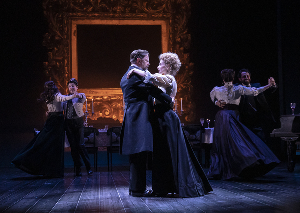 Photos: See Joshua Malina, Brandon Uranowitz & More in New LEOPOLDSTADT Images Image