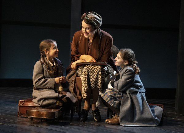 Photos: See Joshua Malina, Brandon Uranowitz & More in New LEOPOLDSTADT Images Image