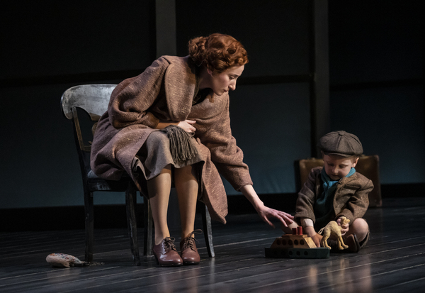 Photos: See Joshua Malina, Brandon Uranowitz & More in New LEOPOLDSTADT Images Image