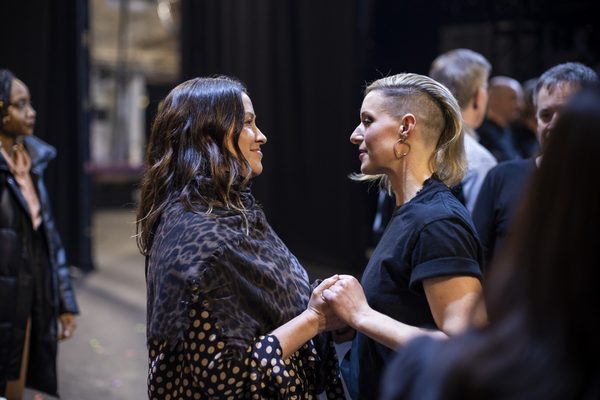 Photos: Alanis Morissette Visits The Cast Of JAGGED LITTLE PILL Backstage At The National Theater Image