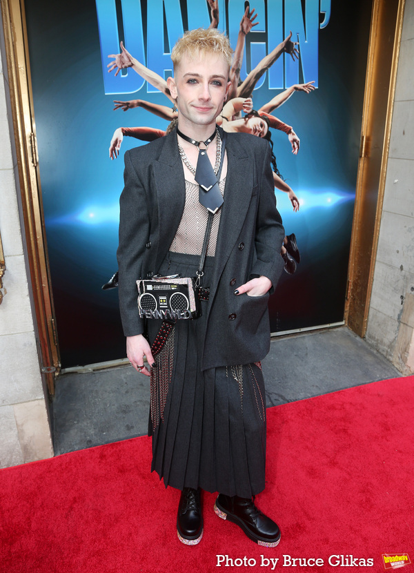 Photos: DANCIN' Company Walks the Red Carpet on Opening Night Image
