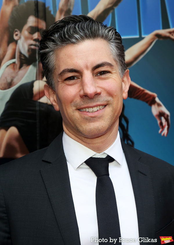 Photos: DANCIN' Company Walks the Red Carpet on Opening Night Image