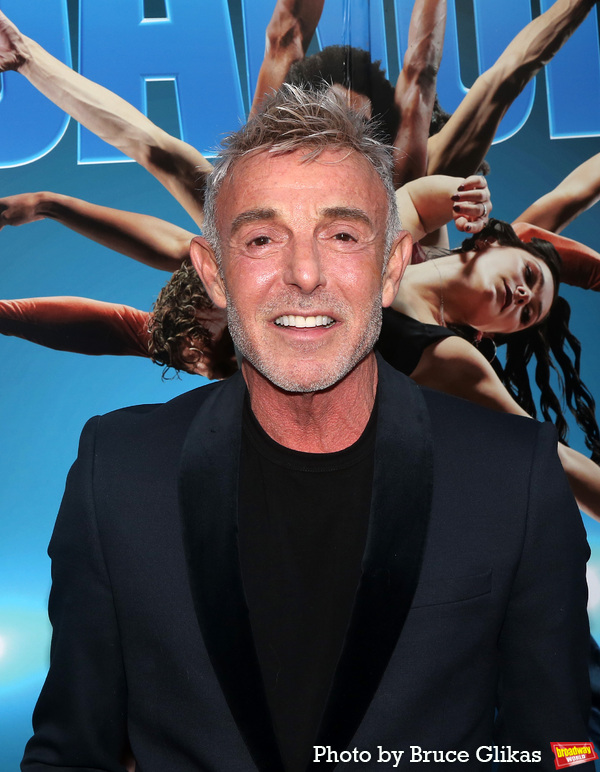 Photos: DANCIN' Company Walks the Red Carpet on Opening Night Image