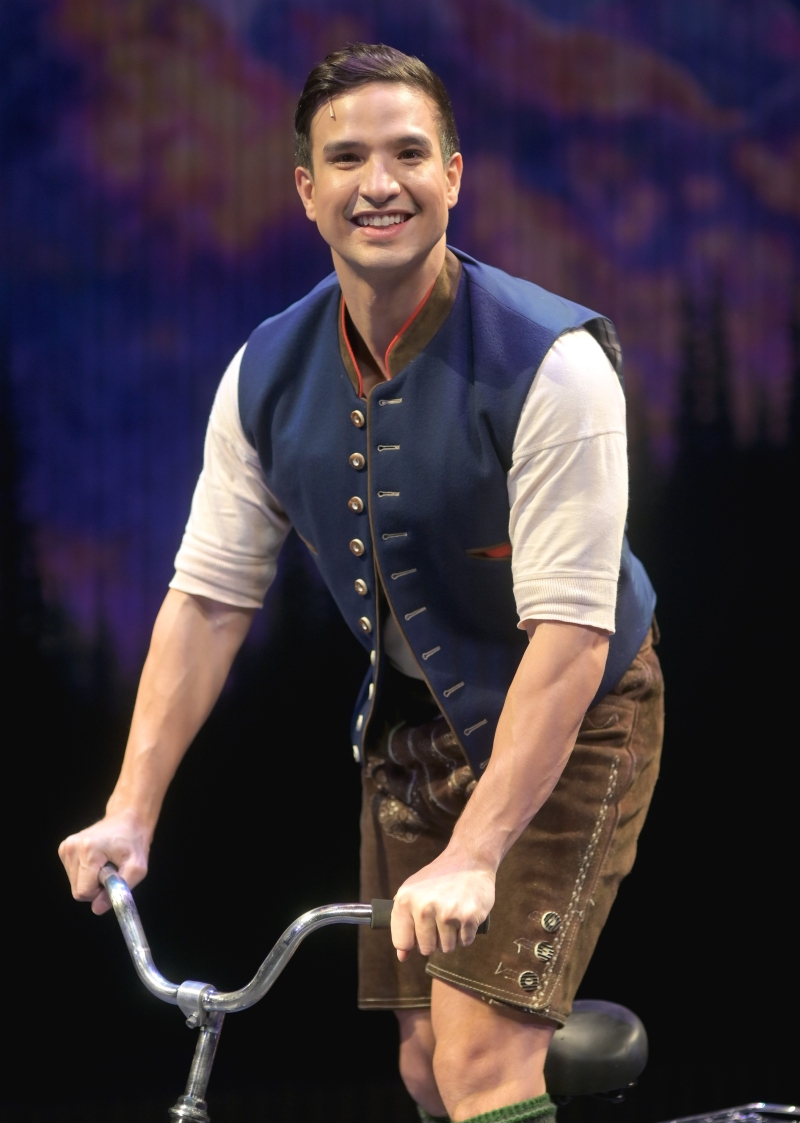 Review: This SOUND OF MUSIC Sings a Different Tune Image
