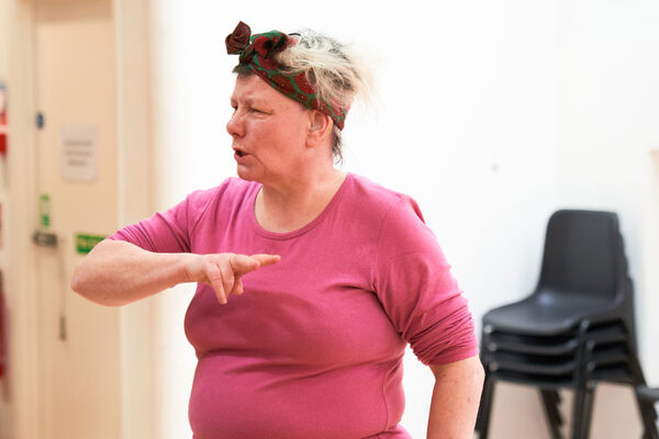 Photos: See Adjoa Andoh and More in Rehearsals for RICHARD III Image