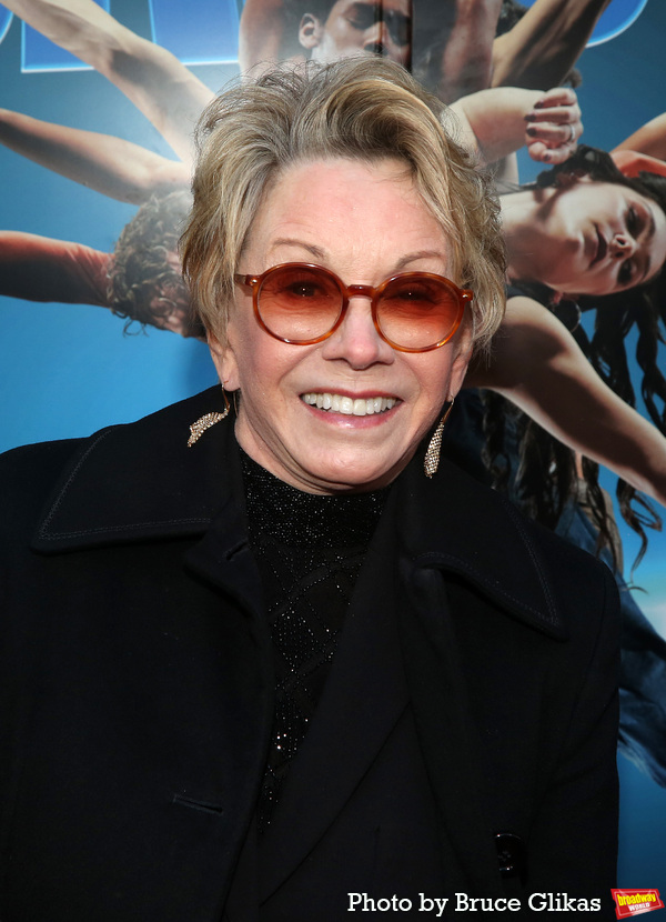 Photos: Stars Walk the Red Carpet for Opening Night of DANCIN' Image