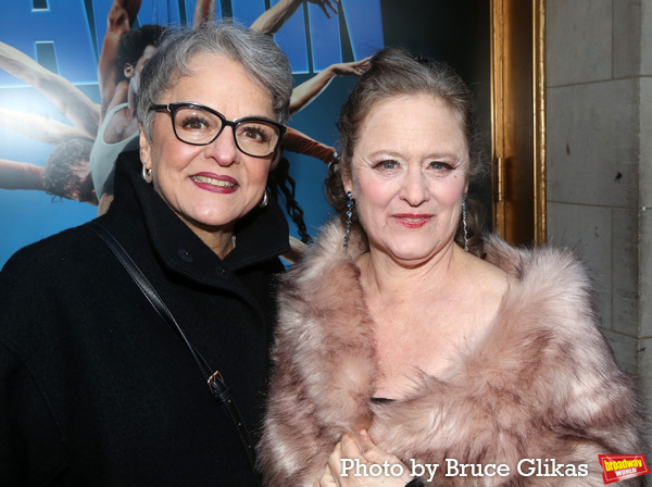 Photos: Stars Walk the Red Carpet for Opening Night of DANCIN' Image
