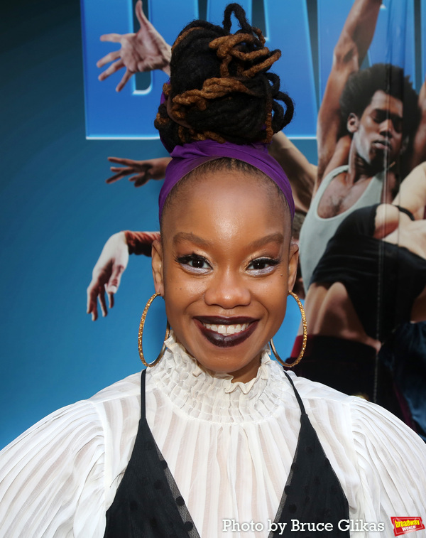 Photos: Stars Walk the Red Carpet for Opening Night of DANCIN' Image