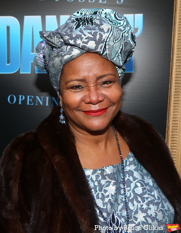 Photos: Stars Walk the Red Carpet for Opening Night of DANCIN' Image