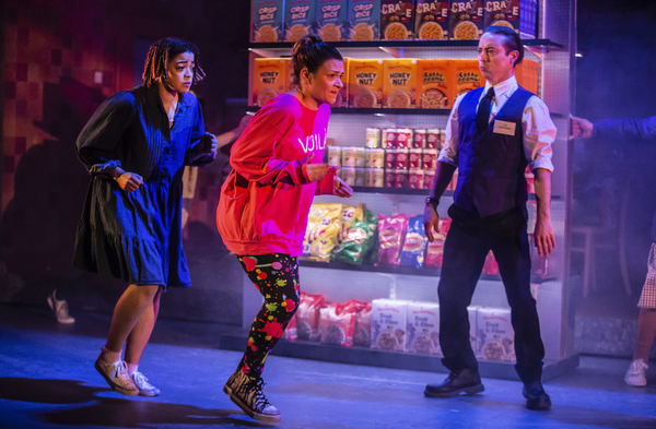 Photos: First Look at THEY DON'T PAY? WE WON'T PAY! at Mercury Theatre 