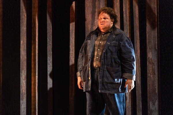Photos: First Look at OF MICE AND MEN at Birmingham Rep Image