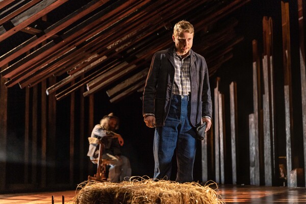 Photos: First Look at OF MICE AND MEN at Birmingham Rep Image
