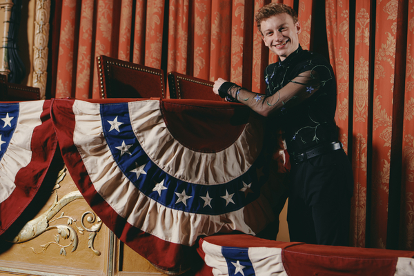 Photos: Check Out All New Portraits of the Cast of PARADE Image