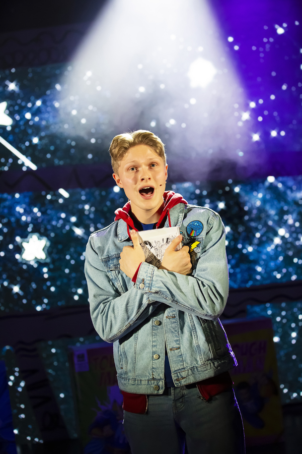 Photos: First Look EUGENIUS at the Turbine Theatre Image
