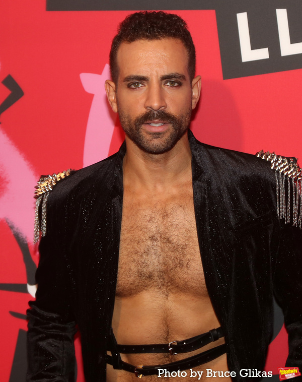 Photos: BAD CINDERELLA Cast & Creatives Walk the Red Carpet on Opening Night Image
