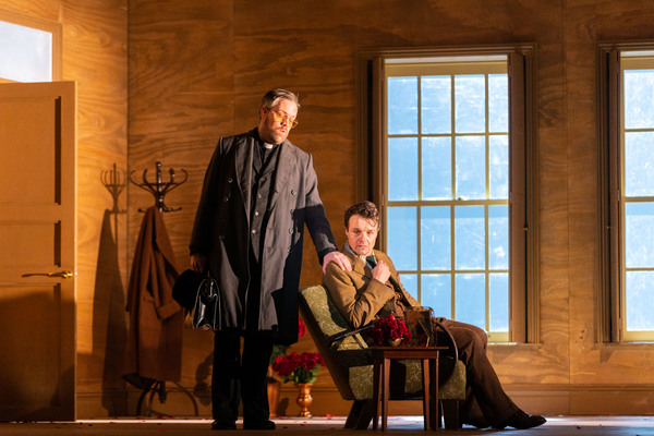Photos: First Look At English National Opera's THE DEAD CITY (DIE TOTE STADT) Image