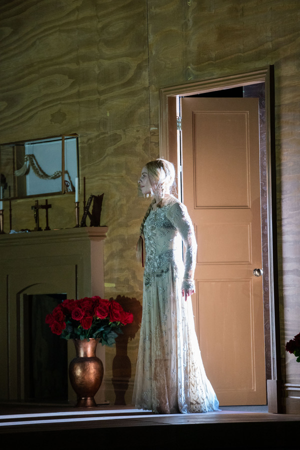 Photos: First Look At English National Opera's THE DEAD CITY (DIE TOTE STADT) Image