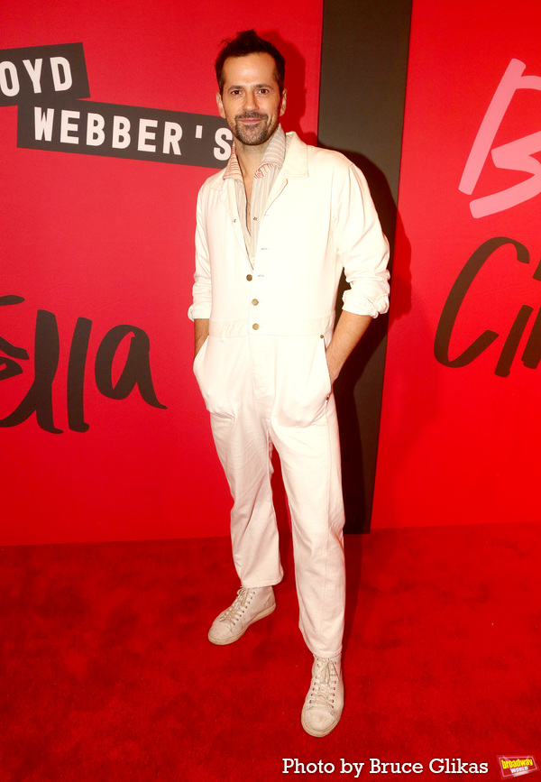 Photos: Stars Arrive on the BAD CINDERELLA Opening Night Red Carpet Image