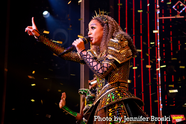 Photos: SIX Celebrates 600 Performances on Broadway Image