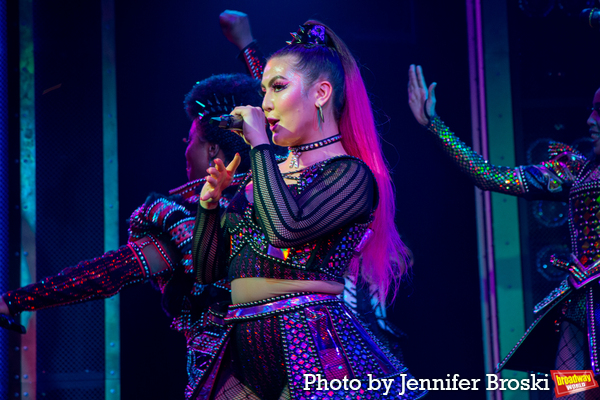 Photos: SIX Celebrates 600 Performances on Broadway Image
