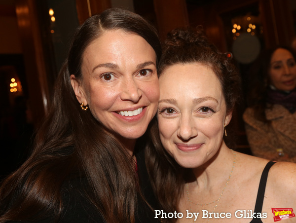 Photos: Stars Walk the Red Carpet for Opening Night of SWEENEY TODD Image