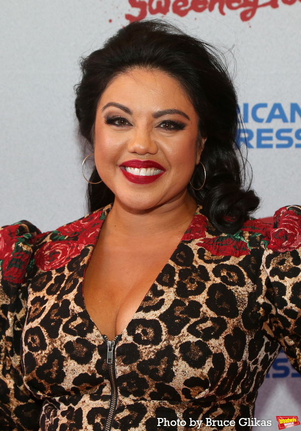 Photos: Stars Walk the Red Carpet for Opening Night of SWEENEY TODD Image