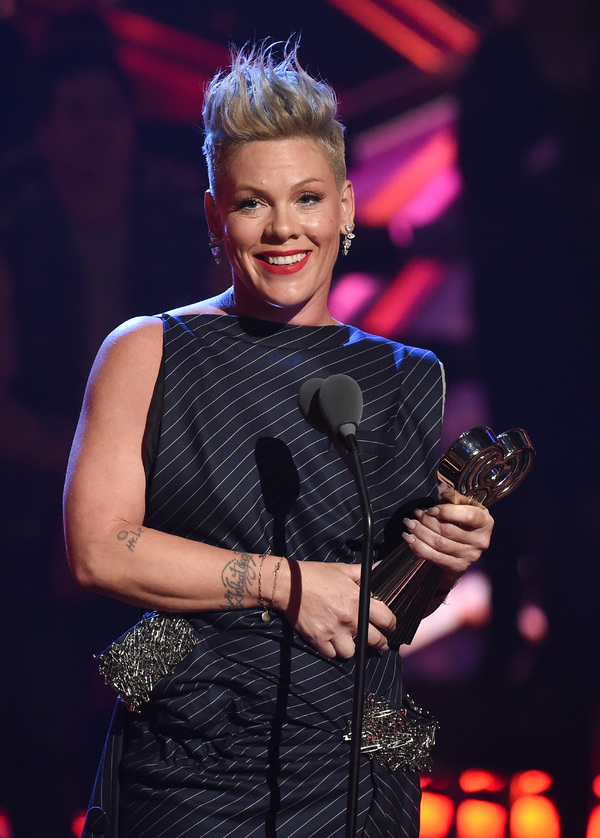 Photos: Taylor Swift, P!NK & More Attend iHeart Radio Music Awards 