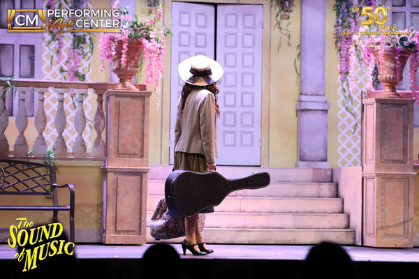 Photos: First Look At THE SOUND OF MUSIC At CM Performing Arts Center 