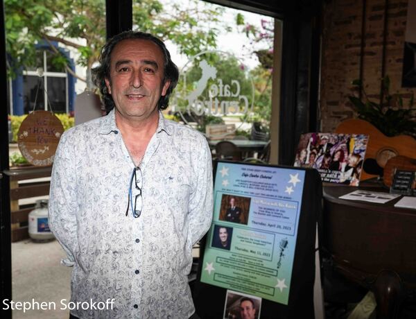 Photos: Linda Purl with Billy Stritch Play Cafe Centro Image