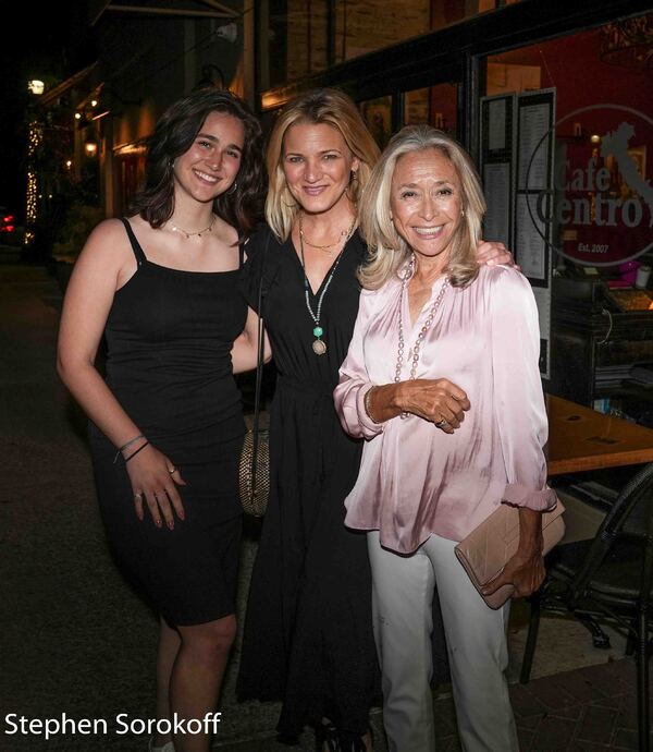 Photos: Linda Purl with Billy Stritch Play Cafe Centro Image