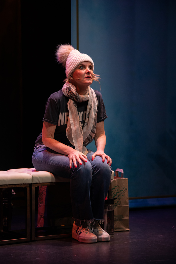 Photos: First Look at Jessica Hendy's WALKING WITH BUBBLES Off-Broadway Image