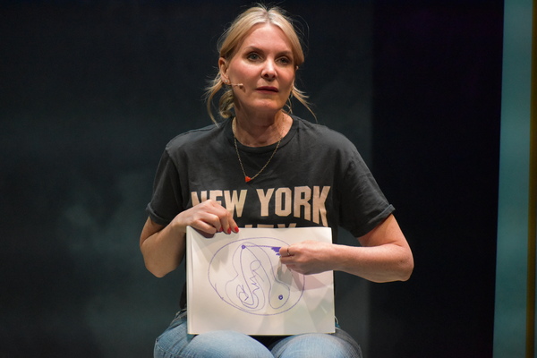 Photos: First Look at Jessica Hendy's WALKING WITH BUBBLES Off-Broadway Image